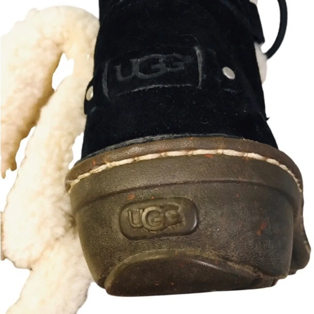 UGG Original Black Leather Sheepskin Boots Shoes 7.